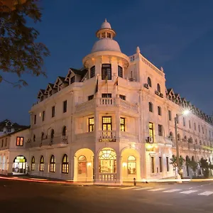 Queen's Отель